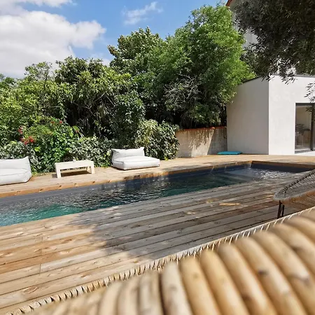La De L'ecole ! Piscine, Jardin, Garage, Clim ! Villa Carcassonne